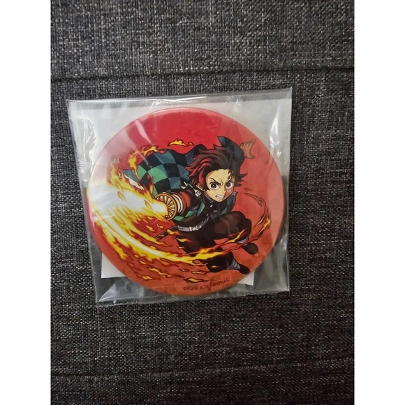 Kimetsu no Yaiba Demon Slayer Can Badge Button Pin Tanjiro Anime - Picture 1 of 2